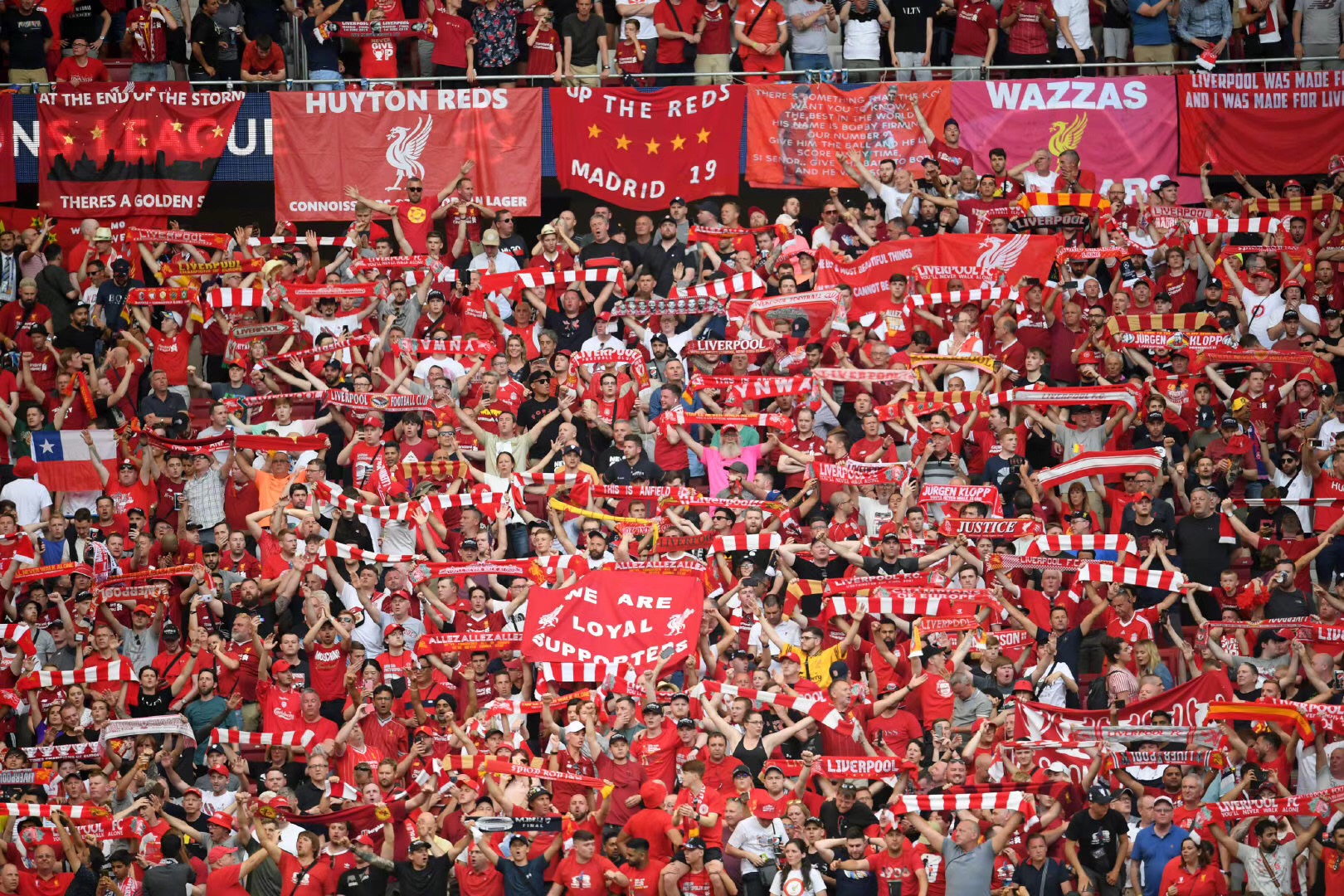 法甲战报：南野拓实一击制胜，十人摩纳哥1-0险胜巴黎（法甲简讯：南野拓实打入制胜球，十人摩纳哥1-0力克巴黎）