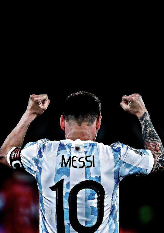 国足友谊赛战胜韩国展现新阵容（国足在友谊赛中击败韩国，新阵容亮相）