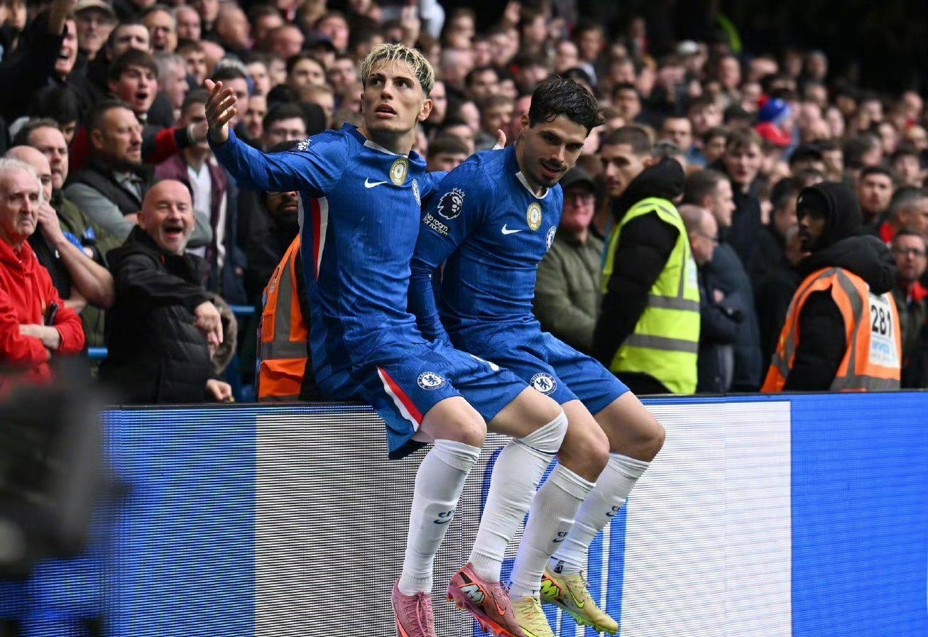 阿隆索回应拉波尔塔争议言论：重要的是在场上公平取胜（阿隆索回应拉波尔塔风波：关键是在赛场上公正赢球）