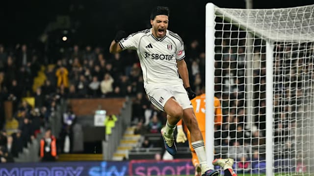 韩足晚报（2025.11.25）FC首尔夺取亚冠客场首胜（韩国足坛晚报（2025-11-25）：FC首尔斩获亚冠客场首胜）