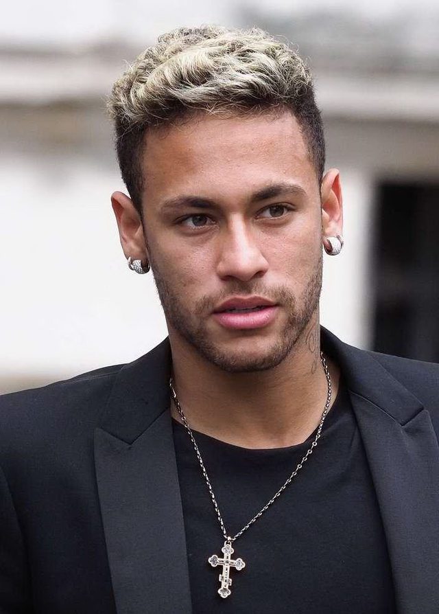 曝U18国足核心有望登法甲 上半年曾试训表现抢眼（消息称U18国足核心或赴法甲发展 上半年试训表现出色）