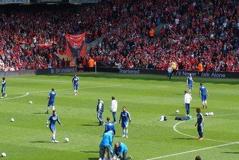 邵佳一将放弃绝大多数30岁以上老将：超10名国脚面临选择！（邵佳一或大幅弃用30岁以上老将，十余名国脚将面临去留抉择）