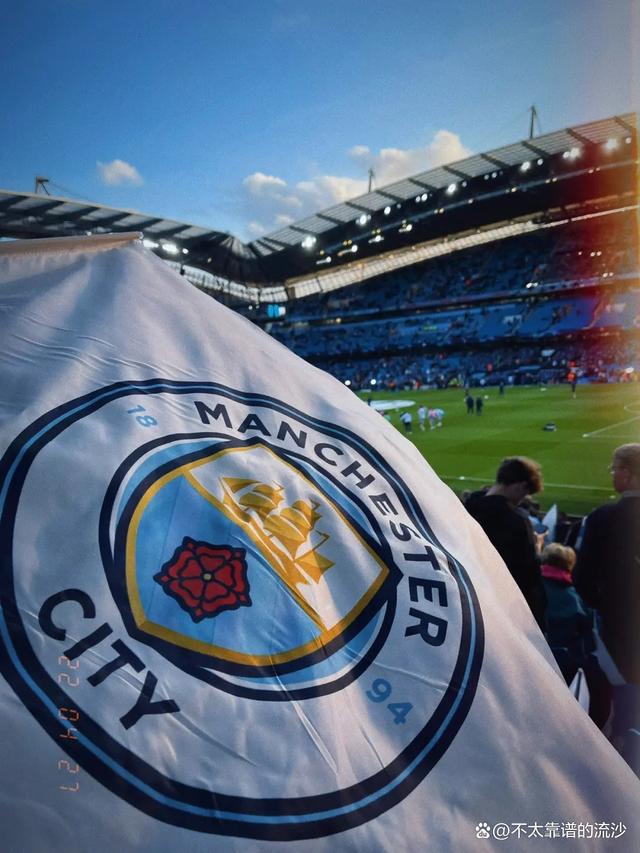 世体：预计有3400名法兰克福球迷远征巴萨，其中1000人没票（世体：法兰克福预计有3400名球迷赴巴萨客场，其中1000人无票）