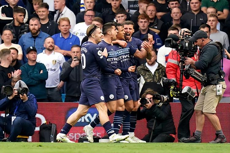 王霜：输掉全运会决赛虽有遗憾，但开心的是我们突破了自己（王霜：全运会决赛虽败有憾，更开心的是我们实现了突破）