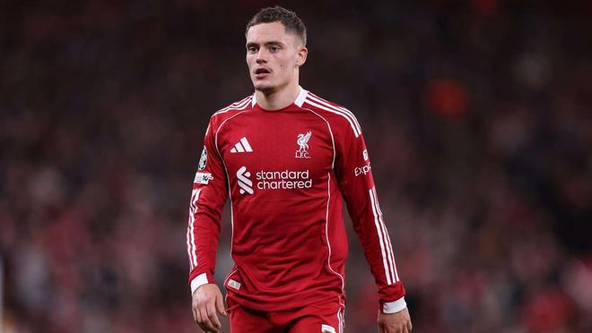 国足U22战乌兹别克首发站位：阵型4-4-2，蒯纪闻搭档朱鹏宇（U22国足迎战乌兹别克首发出炉：4-4-2阵型，蒯纪闻携手朱鹏宇）