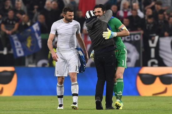 国米冬窗不引援？奥西里奥的谎言被戳穿！历史数据揭秘真相