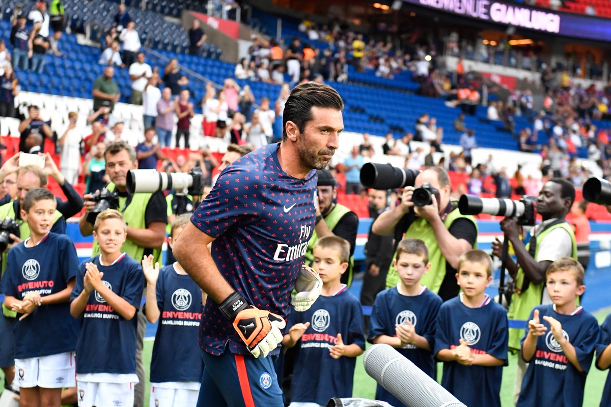 施洛特贝克：德国杯出局让我很痛苦；今天我们没给霍村机会（施洛特贝克：德国杯淘汰让我痛心，今夜几乎不给霍村任何机会）